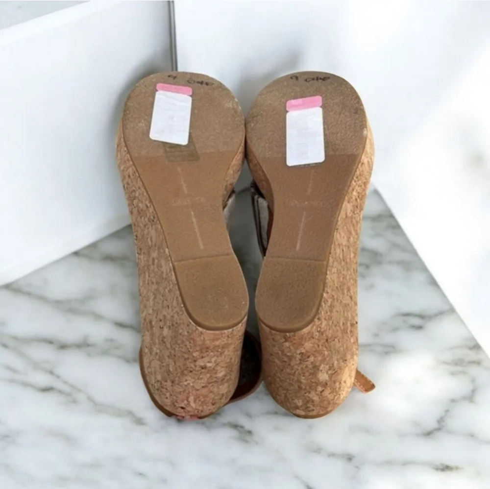 NWT Dolce Vita Urbane Wedge Sandal Women's Size 9 - Picture 7 of 7